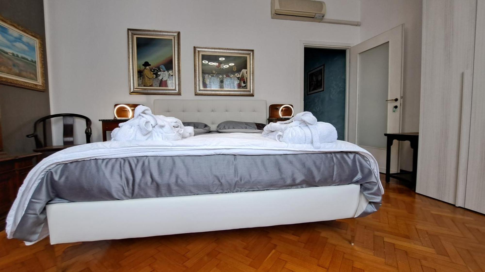 Suite Del Corso Milán Exterior foto